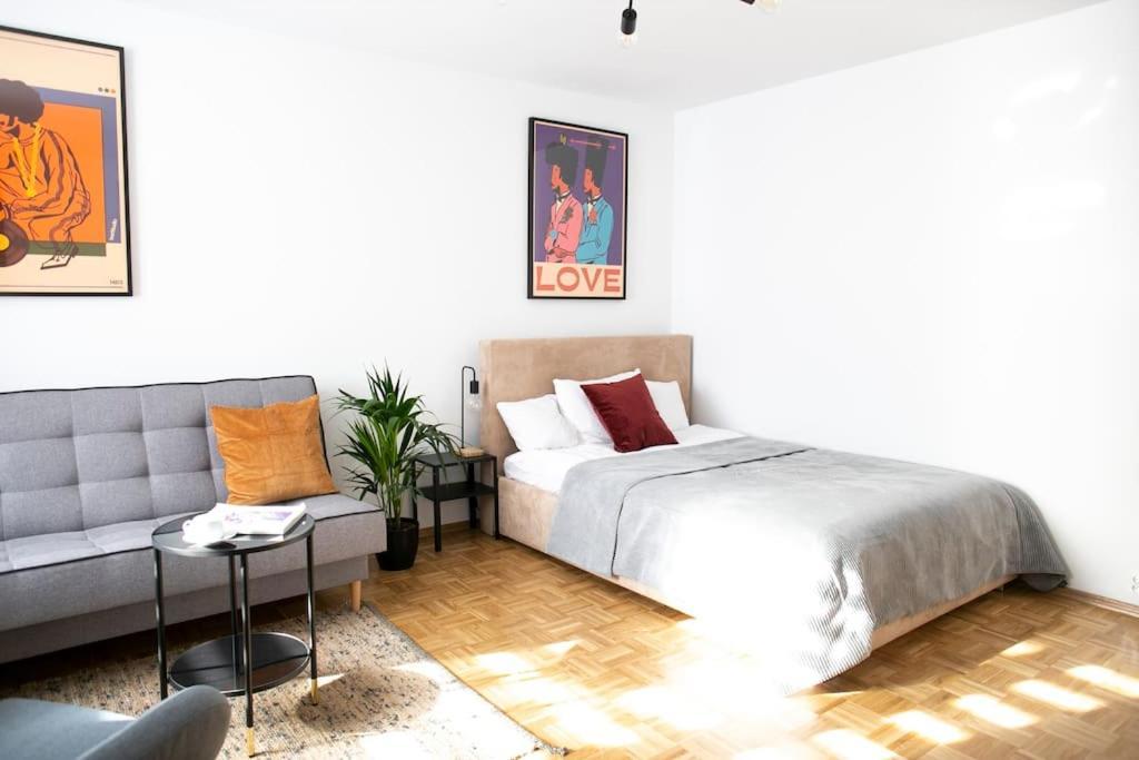 Oomph Warsaw Center Well Designed Apartment With Balcony Eksteriør billede